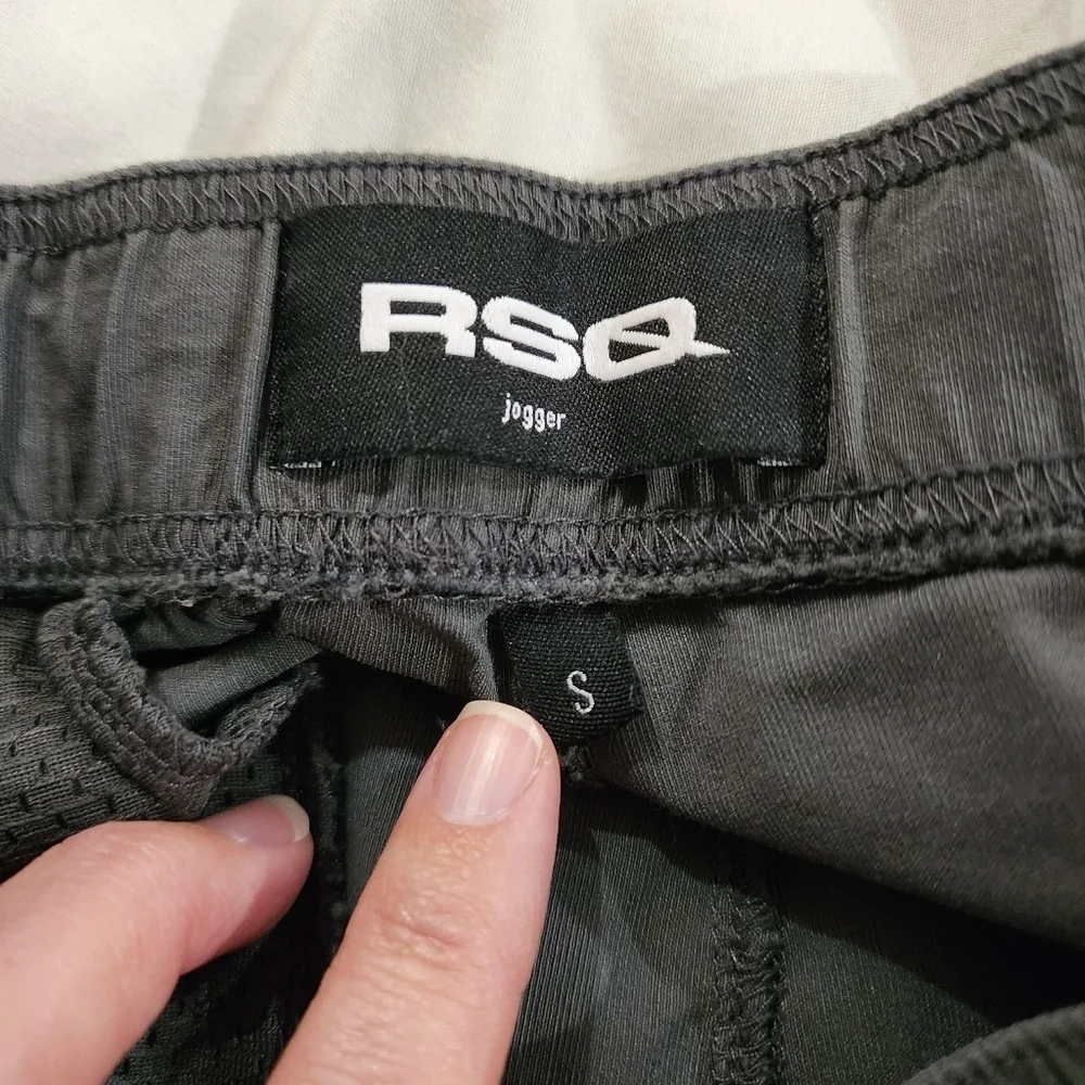 Tilly's Gray RSQ active jogger pants Size S